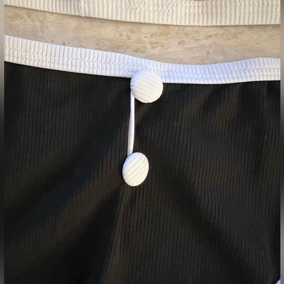 NWT- Commense Contrast Binding Bikini Set. Size Large. Black and white. - Picture 6 of 7